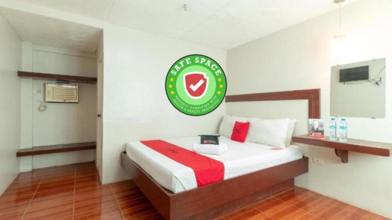 Reddoorz @ Paterno Street Tacloban Hotel Exterior photo